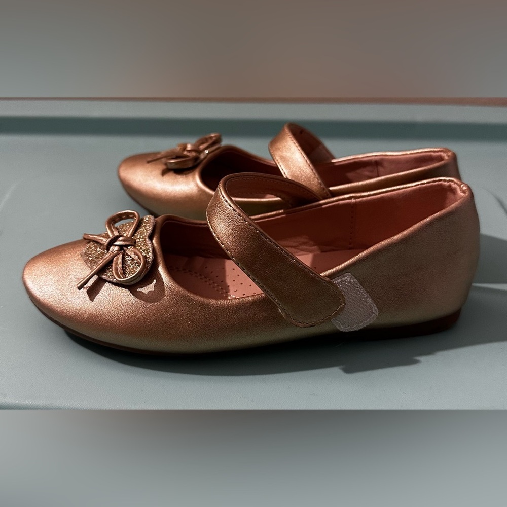 Adamumu Toddler Girl Size 13M Flats Pink gold Ballet style (LIL Scuff On Front)